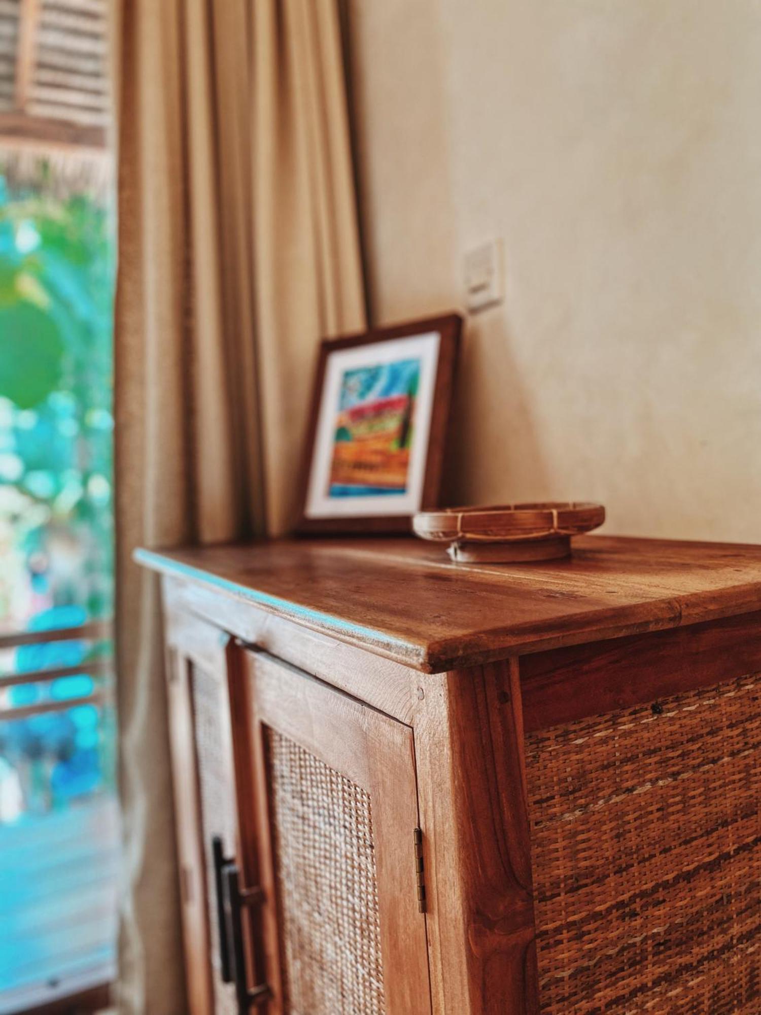 Basa-Basi Lodge Karimunjawa Ngoại thất bức ảnh