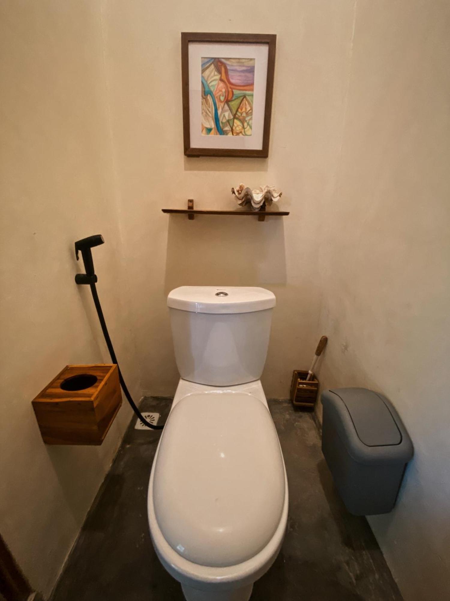 Basa-Basi Lodge Karimunjawa Ngoại thất bức ảnh